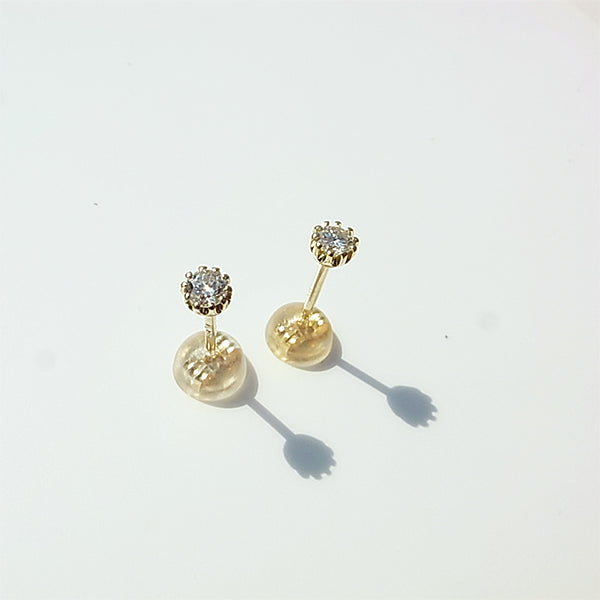 ダイヤモンドのK18YGピアス