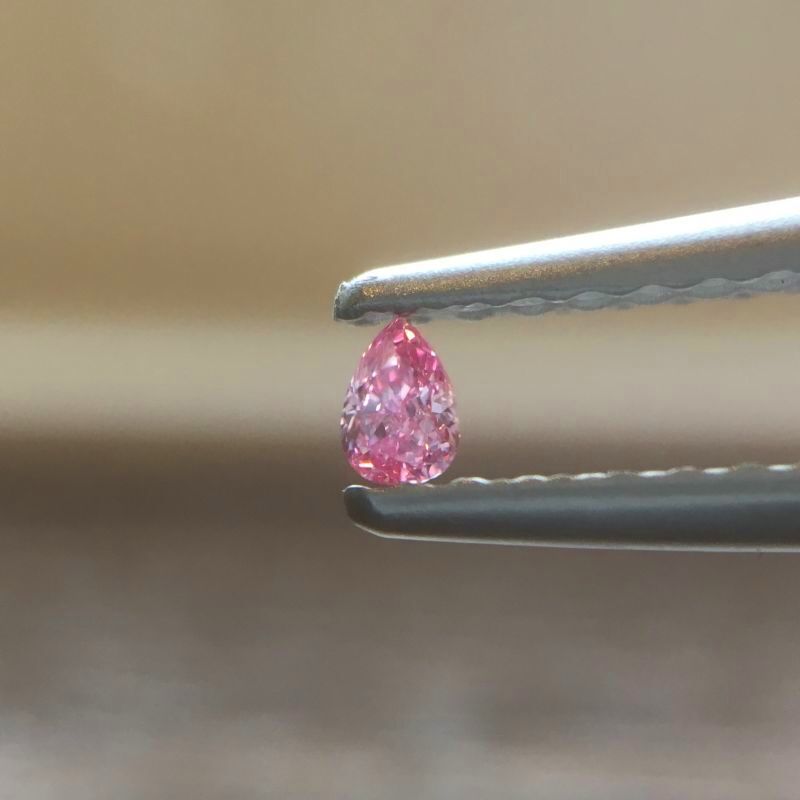 天然ピンクダイヤモンド Fancy Vivid Purplish Pink 0.038ct ルース