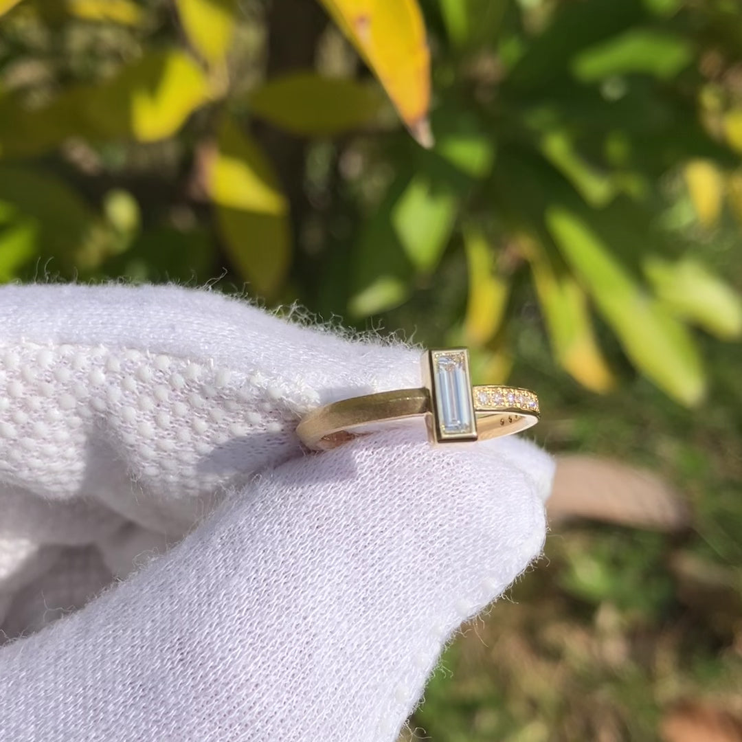 バゲットカット ダイヤモンド Ring K18YG CGL｜天然ダイヤモンド